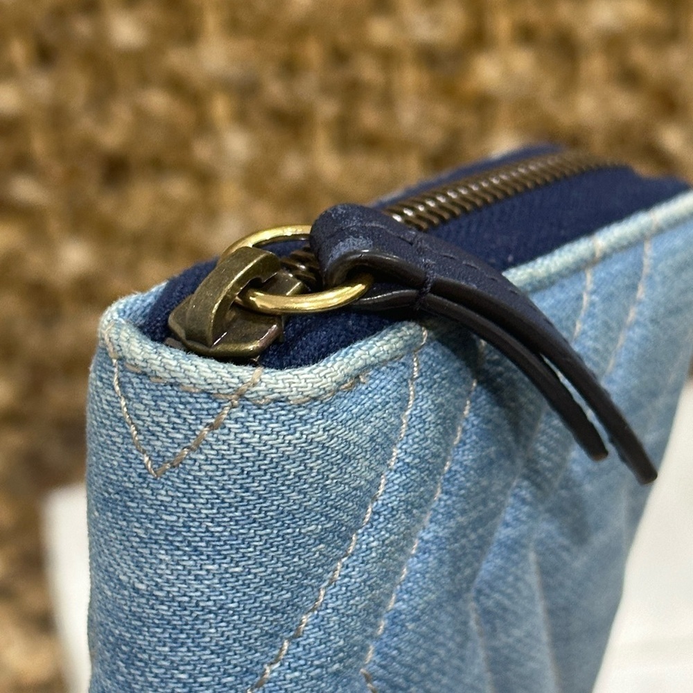 Gucci Marmont Light Distressed Denim Zip Around Wallet - Picture 7 of 11